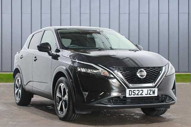 Nissan Qashqai 1.3 DIG-T (160ps) N-Connecta