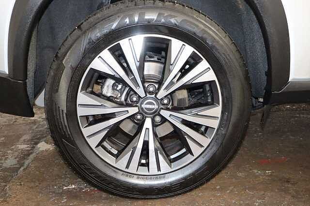 Nissan X-Trail 1.5 DIG-T MHEV N-Connecta SUV 5dr Petrol Hybrid XTRON Euro 6 (s/s) (163 ps)