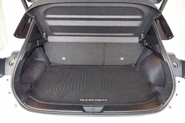 Nissan Qashqai 1.3 DIG-T MHEV Tekna XTRON Euro 6 (s/s) 5dr