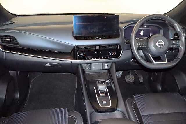 Nissan Qashqai 1.3 DIG-T MHEV Tekna XTRON Euro 6 (s/s) 5dr