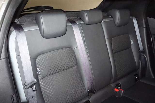 Nissan Juke 1.0 DIG-T N-Connecta DCT Auto Euro 6 (s/s) 5dr