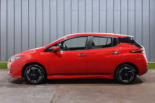 Nissan Leaf 39kWh Acenta Auto 5dr