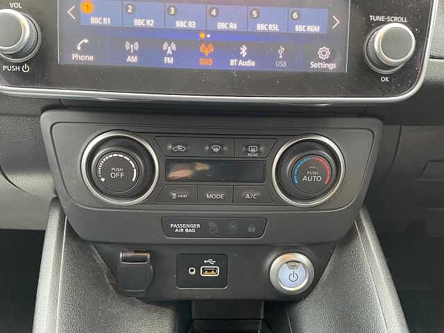 Nissan Leaf 39kWh Acenta Auto 5dr