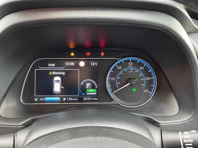 Nissan Leaf 39kWh Acenta Auto 5dr