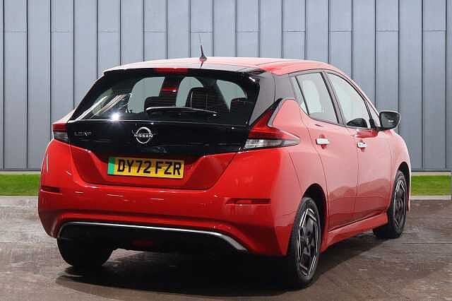 Nissan Leaf 39kWh Acenta Auto 5dr