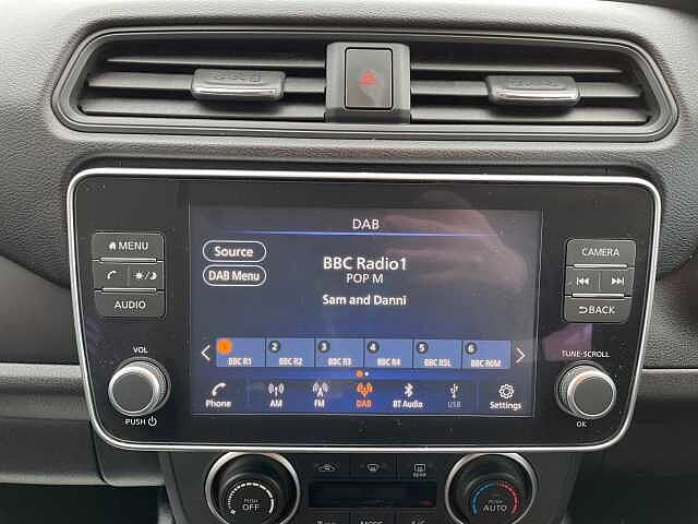 Nissan Leaf 39kWh Acenta Auto 5dr