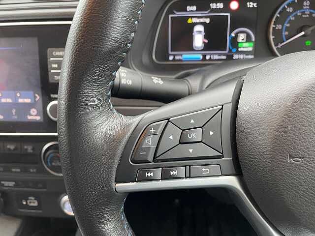Nissan Leaf 39kWh Acenta Auto 5dr