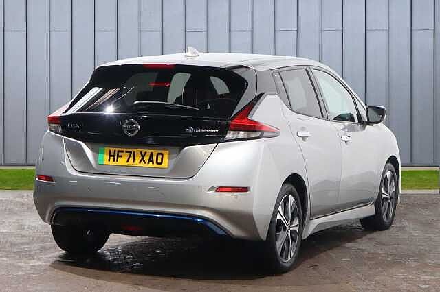 Nissan Leaf 40kWh N-Connecta Auto 5dr