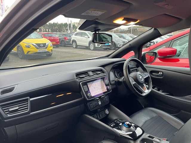 Nissan Leaf 40kWh N-Connecta Auto 5dr