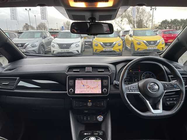 Nissan Leaf 40kWh N-Connecta Auto 5dr