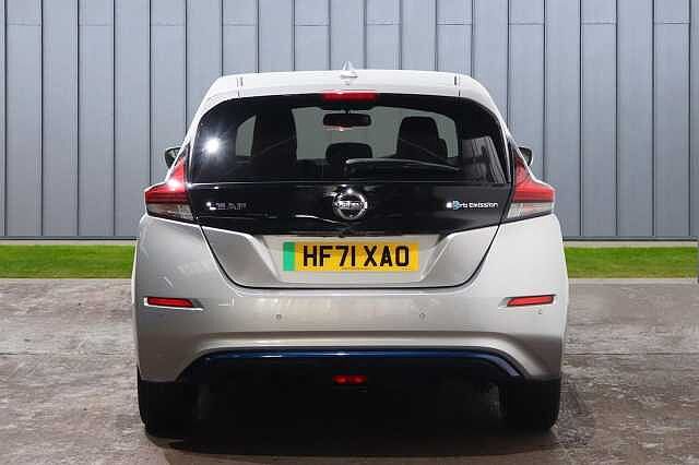 Nissan Leaf 40kWh N-Connecta Auto 5dr