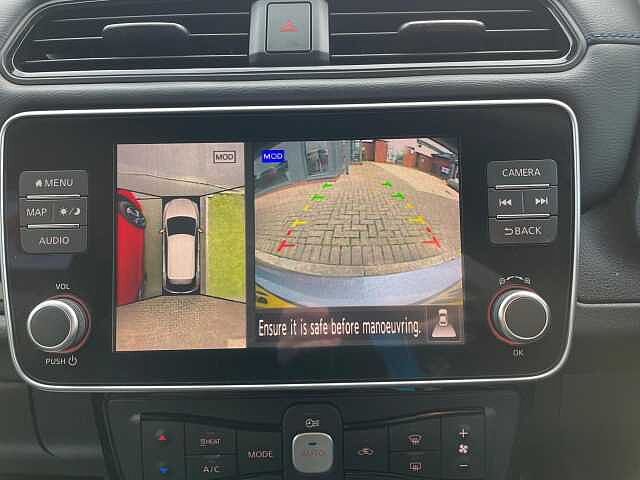 Nissan Leaf 40kWh N-Connecta Auto 5dr