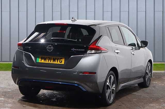 Nissan Leaf 40kWh N-Connecta Auto 5dr