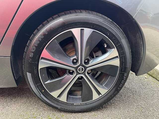 Nissan Leaf 40kWh N-Connecta Auto 5dr