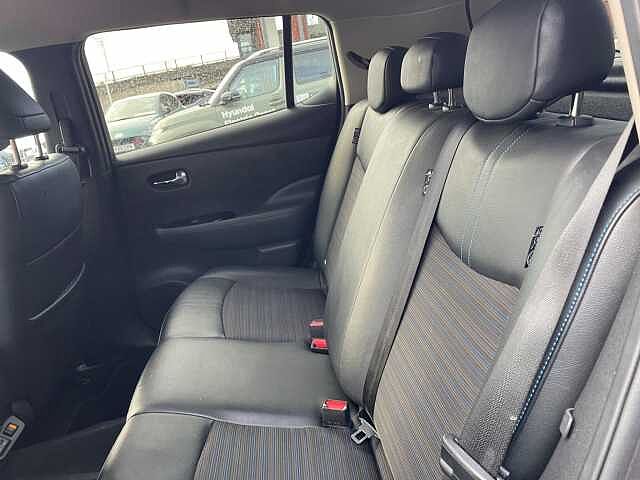 Nissan Leaf 40kWh N-Connecta Auto 5dr