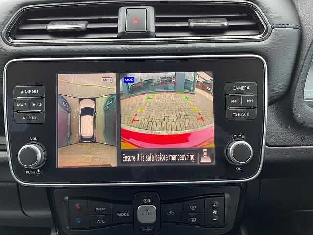 Nissan Leaf 40kWh N-Connecta Auto 5dr