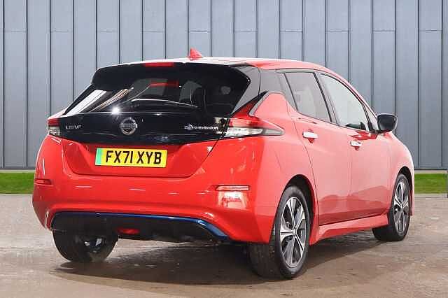 Nissan Leaf 40kWh N-Connecta Auto 5dr