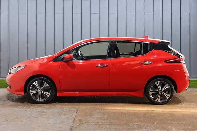 Nissan Leaf 40kWh N-Connecta Auto 5dr