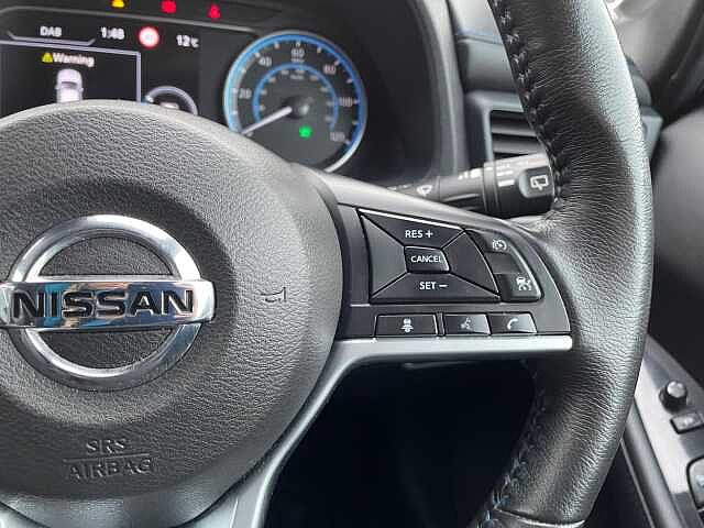 Nissan Leaf 40kWh N-Connecta Auto 5dr
