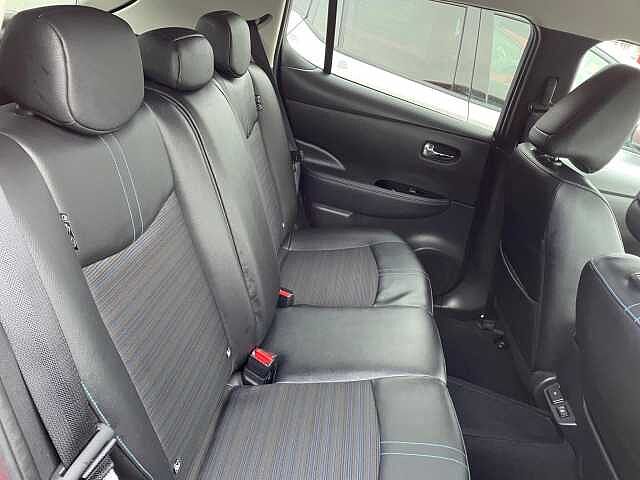 Nissan Leaf 40kWh N-Connecta Auto 5dr