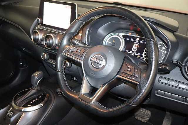 Nissan Juke 1.6 N-Connecta Auto Euro 6 5dr