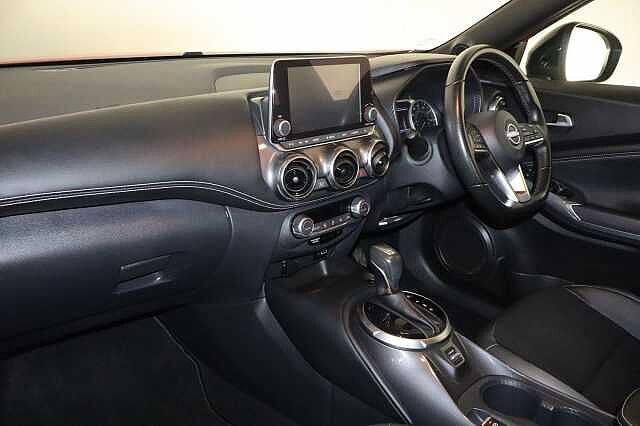 Nissan Juke 1.6 N-Connecta Auto Euro 6 5dr