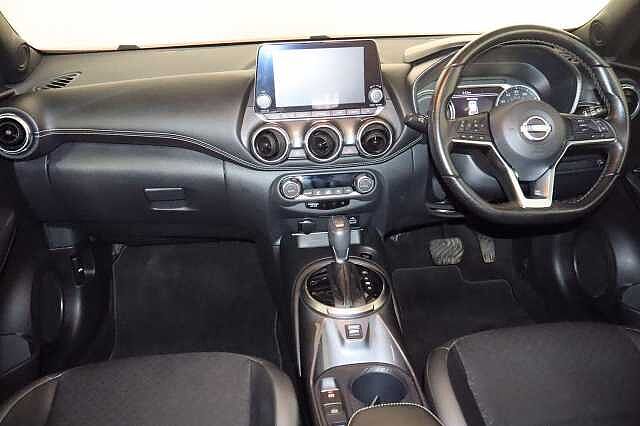 Nissan Juke 1.6 N-Connecta Auto Euro 6 5dr