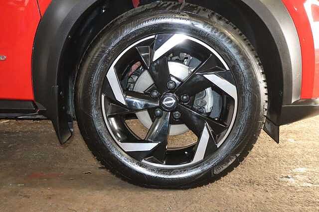 Nissan Juke 1.6 N-Connecta Auto Euro 6 5dr