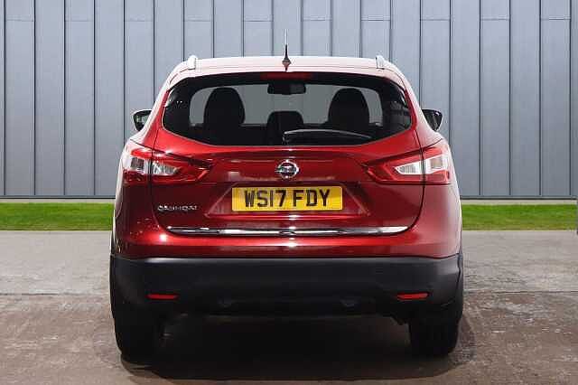 Nissan Qashqai 1.2 DIG-T N-Connecta XTRON 2WD Euro 6 (s/s) 5dr