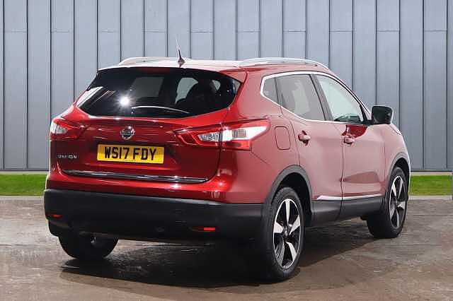Nissan Qashqai 1.2 DIG-T N-Connecta XTRON 2WD Euro 6 (s/s) 5dr