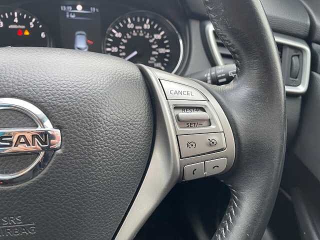 Nissan Qashqai 1.2 DIG-T N-Connecta XTRON 2WD Euro 6 (s/s) 5dr