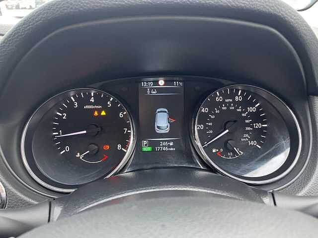 Nissan Qashqai 1.2 DIG-T N-Connecta XTRON 2WD Euro 6 (s/s) 5dr