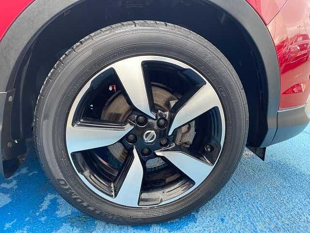 Nissan Qashqai 1.2 DIG-T N-Connecta XTRON 2WD Euro 6 (s/s) 5dr