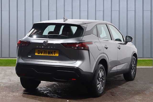 Nissan Qashqai 1.3 DIG-T MHEV Acenta Premium XTRON Euro 6 (s/s) 5dr