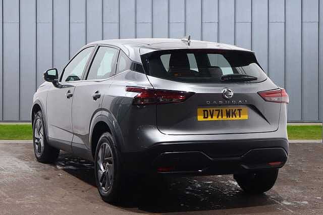 Nissan Qashqai 1.3 DIG-T MHEV Acenta Premium XTRON Euro 6 (s/s) 5dr