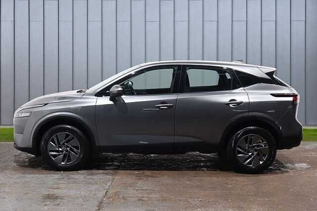 Nissan Qashqai 1.3 DIG-T MHEV Acenta Premium XTRON Euro 6 (s/s) 5dr