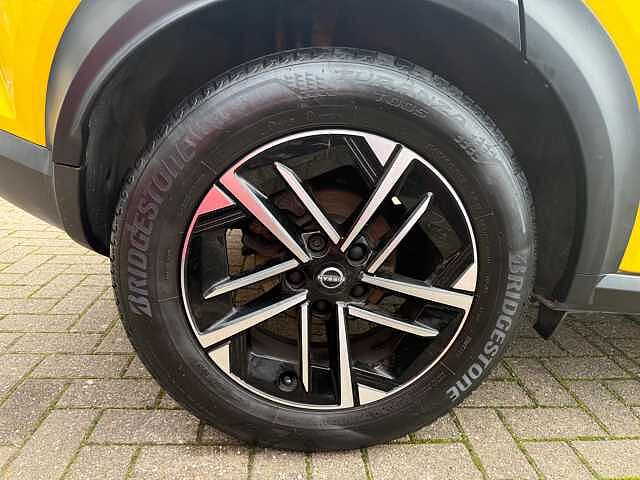 Nissan Juke 1.0 DIG-T N-Connecta DCT Auto Euro 6 (s/s) 5dr