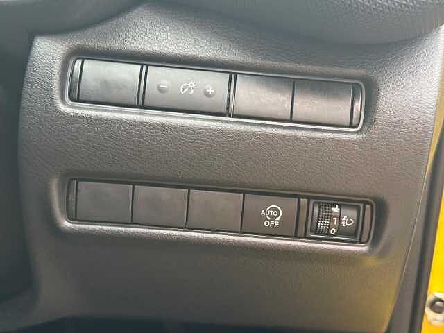 Nissan Juke 1.0 DIG-T N-Connecta DCT Auto Euro 6 (s/s) 5dr