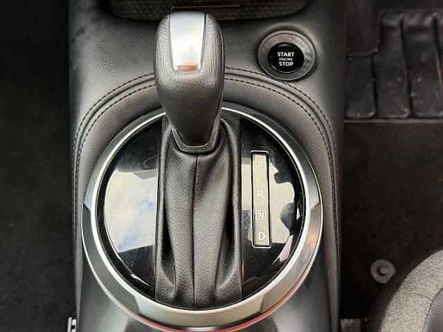 Nissan Juke 1.0 DIG-T N-Connecta DCT Auto Euro 6 (s/s) 5dr