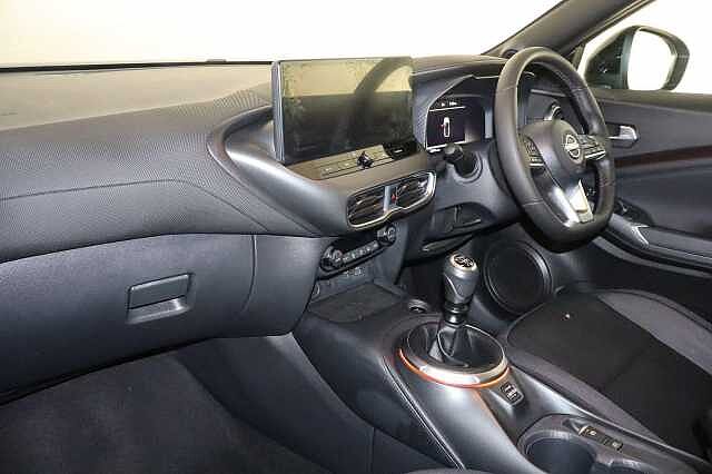 Nissan Juke 1.0 DIG-T N-Connecta Euro 6 (s/s) 5dr