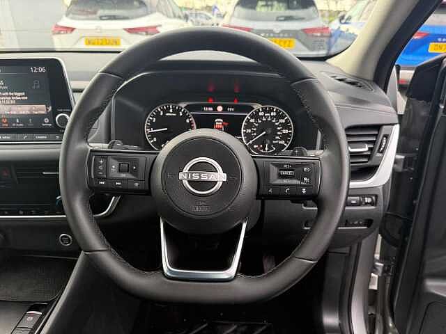 Nissan Qashqai 1.3 DIG-T MHEV Acenta Premium XTRON Euro 6 (s/s) 5dr