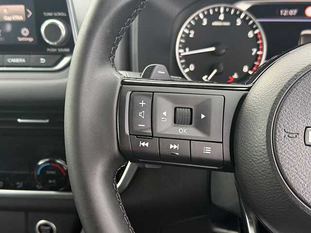 Nissan Qashqai 1.3 DIG-T MHEV Acenta Premium XTRON Euro 6 (s/s) 5dr