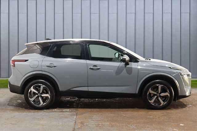 Nissan Qashqai 1.3 DIG-T MHEV Premiere Edition Euro 6 (s/s) 5dr